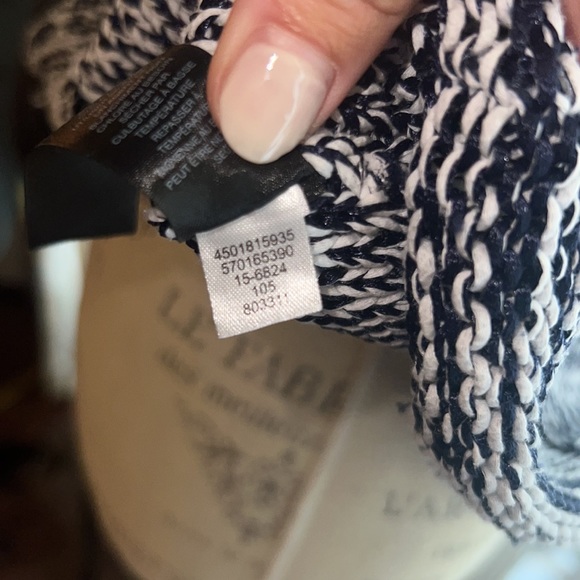 WHBM sleeveless knit sweater shirt women’s blouse top crochet navy & white XS - Picture 10 of 10